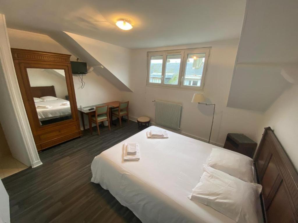 Hotel Restaurant L'Annexe Saint-Valery-en-Caux Eksteriør billede